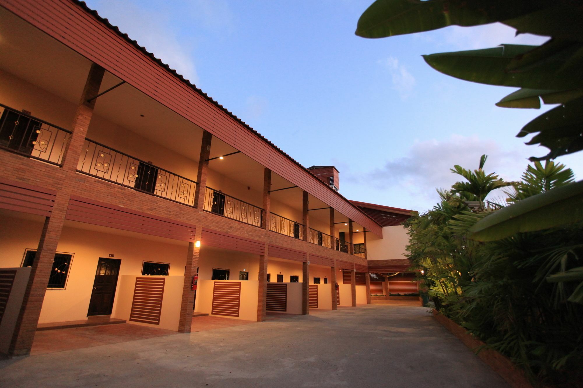 Room Place Chumphon Buitenkant foto